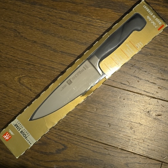 ❤️BUY 2 GET 1 FREE  ZWILLING Four Star 7-inch, Chef's Knife Visual Imperfections - Picture 9 of 14